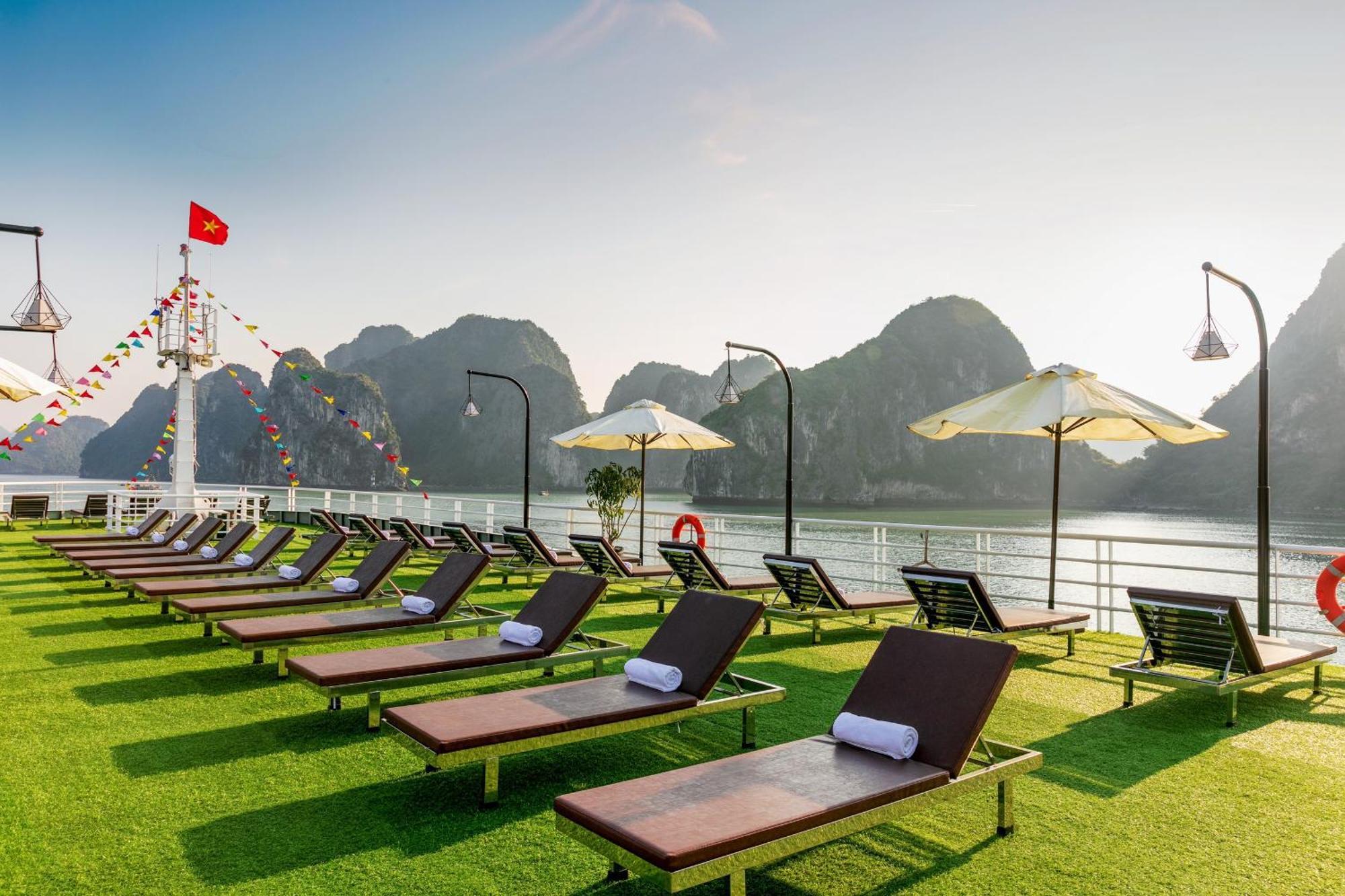 ホテル Halong Dragon Bay Cruise ハロン エクステリア 写真