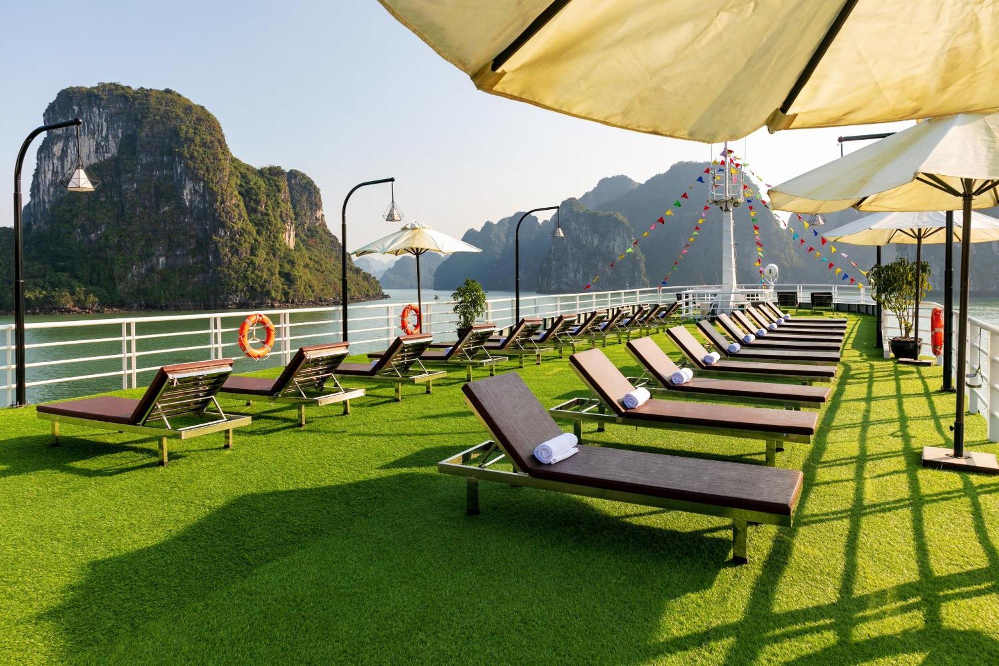 ホテル Halong Dragon Bay Cruise ハロン エクステリア 写真