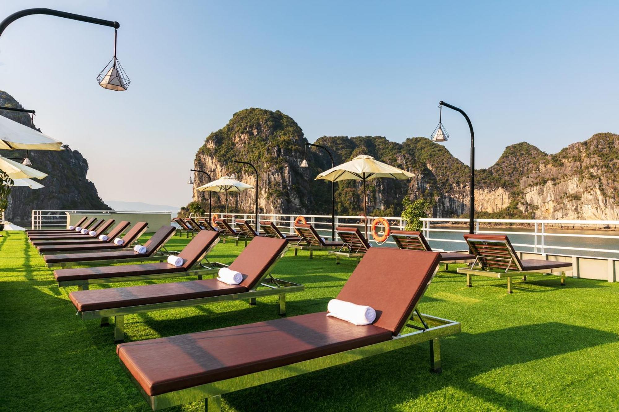 ホテル Halong Dragon Bay Cruise ハロン エクステリア 写真