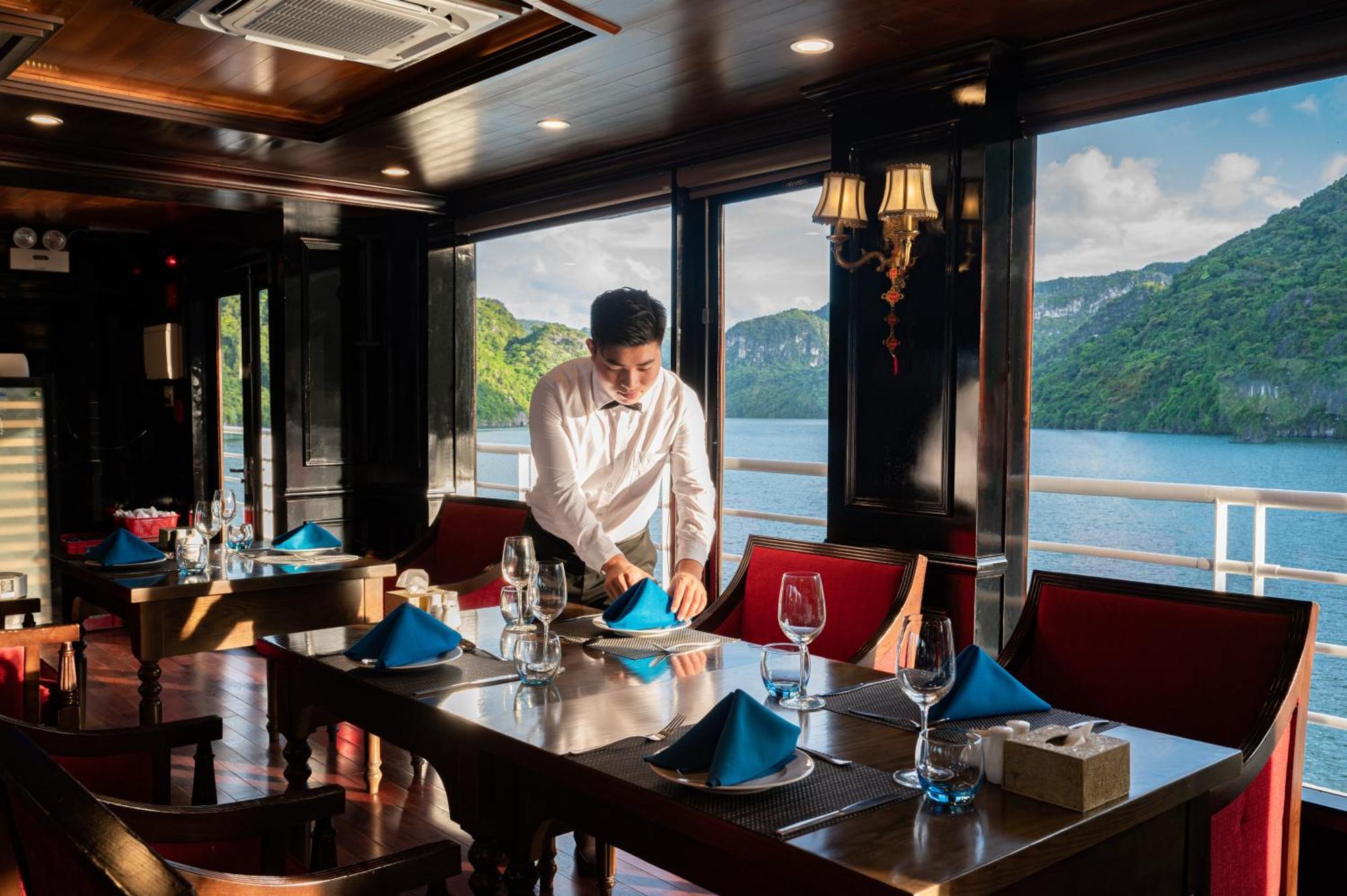 ホテル Halong Dragon Bay Cruise ハロン エクステリア 写真