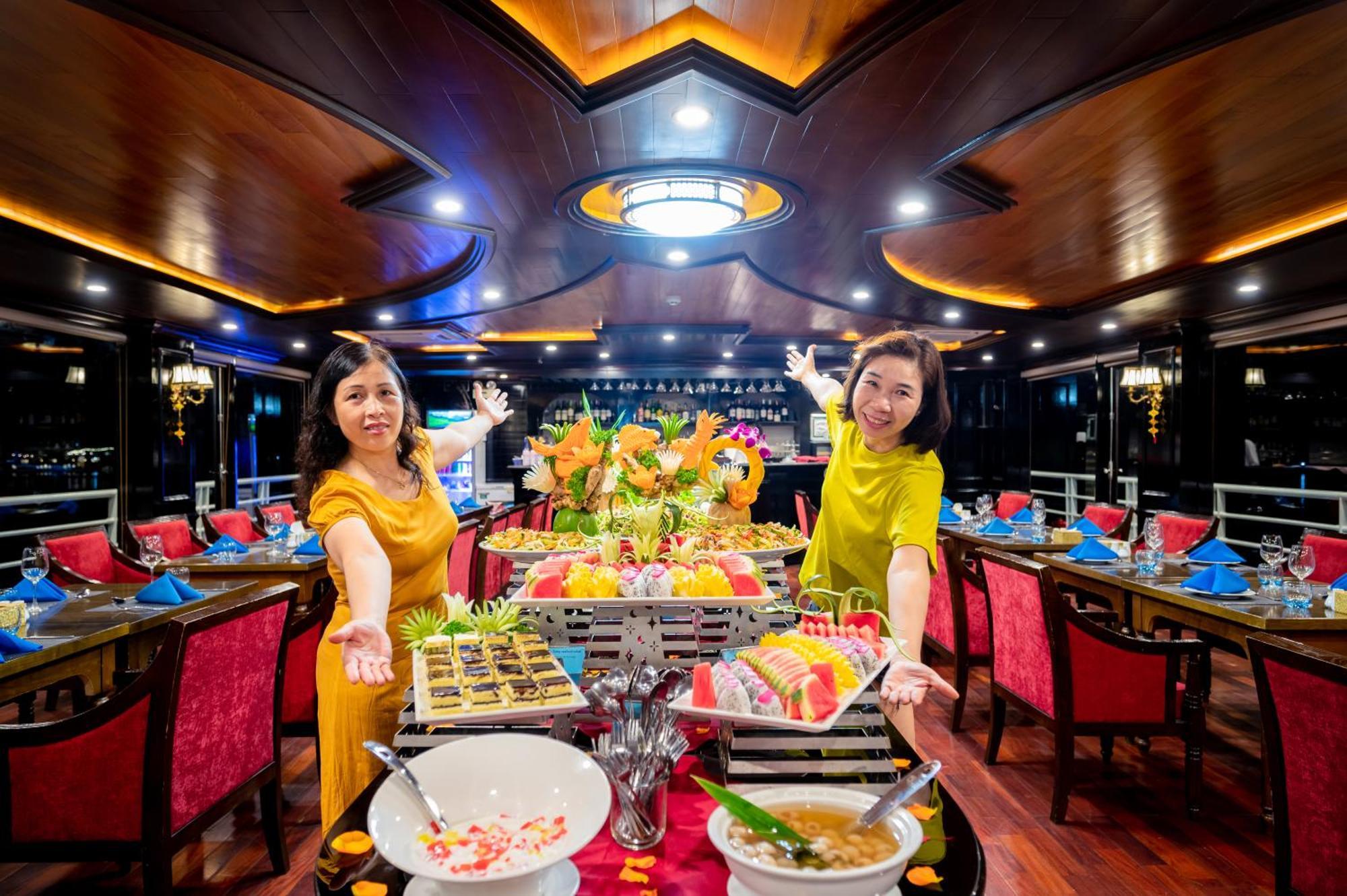 ホテル Halong Dragon Bay Cruise ハロン エクステリア 写真