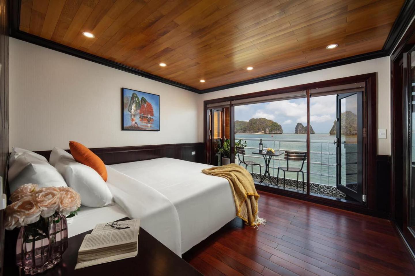 ホテル Halong Dragon Bay Cruise ハロン エクステリア 写真